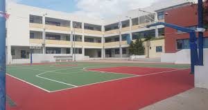 Συμπλοκή μεταξύ ανηλίκων έξω από γυμνάσιο στο Ίλιον – 13χρονη τραυματίστηκε στο πρόσωπο