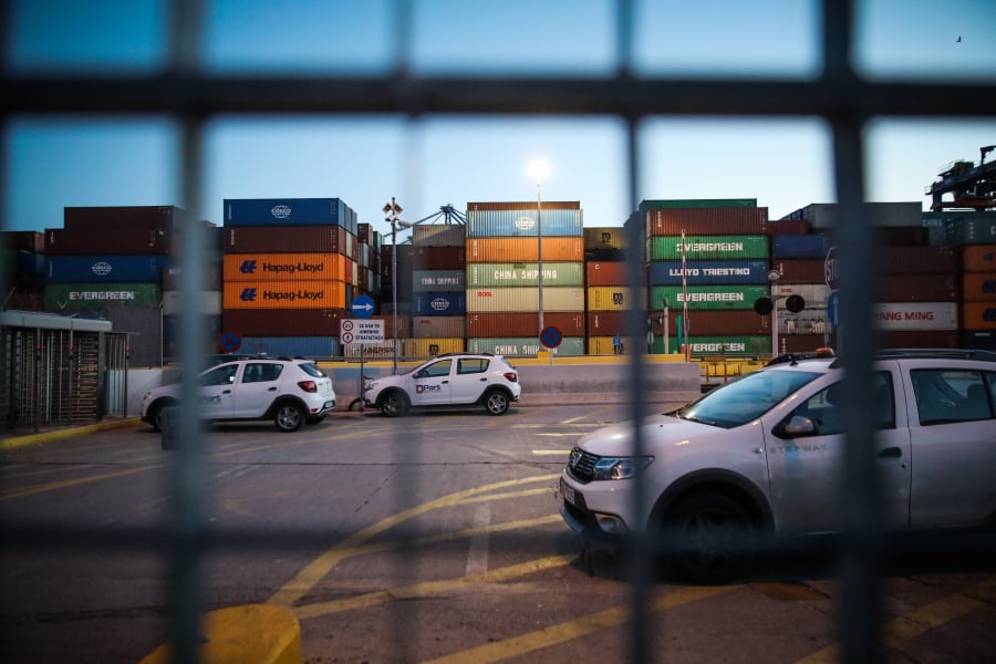 9145948fbc9c7b2f4453d7e6bfd46ee2_L