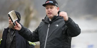 Εφετείο στη Σουηδία απήλλαξε εν μέρει τον ακροδεξιό που είχε κάψει αντίγραφα του Κορανίου