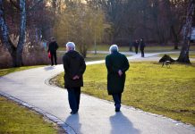 Σύνταξη με… εμπόδια: Γιατί οι οφειλέτες γυρίζουν την πλάτη στη ρύθμιση του ΕΦΚΑ Με εισοδήματα κάτω των 1.000 ευρώ, οι συνταξιούχοι αντιμετωπίζουν καθημερινά σοβαρές οικονομικές δυσκολίες