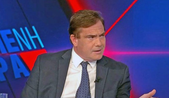 Δεν άντεξε ο Φεύγας! Τον στρίμωξαν άγρια στον αέρα και “ξεφτιλίστηκε” LIVE! – (VIDEO)