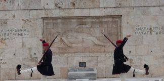 Άγνωστος Στρατιώτης: Τέλος από σήμερα οι καταλήψεις και οι συναθροίσεις – Πρόστιμα έως και €40.000