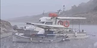 Σφοδρή χαλαζόπτωση έπληξε την Αλόννησο