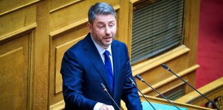 Θαυμαστή της «Ομάδας Αλήθειας» και του Γρηγόρη Δημητριάδη έβαλε διευθυντή στο γραφείο του ο Ανδρουλάκης