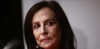 Άννα Διαμαντοπούλου: Απόλυτος σεβασμός στην κυρία Καρυστιανού και σε όσους έχασαν τα παιδιά τους στα Τέμπη