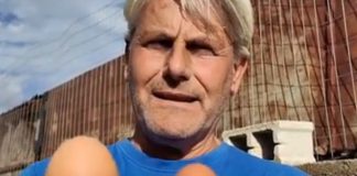 Ναύπλιο: Αυγό γίγας σε κοτέτσι αγρότη – Βίντεο και φωτογραφίες από το σπάνιο εύρημα