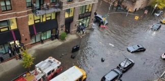 Δύο νεκροί από σφοδρές βροχοπτώσεις στη Νέα Υόρκη – Προβλήματα στις πτήσεις