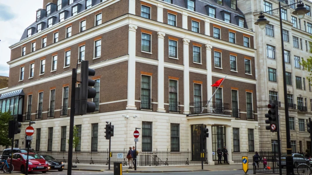 chineese_embasy_london-shutterstock-xrwma