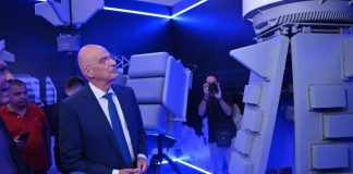 Νίκος Δένδιας: «Μακέτο», φούσκες και πυροτεχνήματα