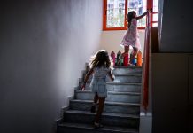 ΔΟΕ: Με περισσότερα από 8.500 κενά χτύπησε το πρώτο κουδούνι στα δημοτικά και τα νηπιαγωγεία Ερέτρια: Διευθύντρια δημοτικού χαστούκισε δασκάλα μπροστά στους μαθητές της!