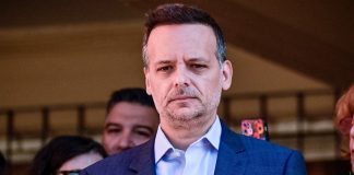 Ριπές Δούκα ανοίγουν θέματα λειτουργίας του ΠΑΣΟΚ- Στο τραπέζι ο διάλογος με την κεντροαριστερά και με τον Τσίπρα