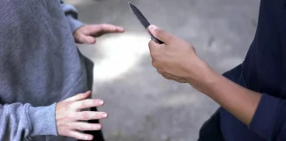 Βόλος: Για απόπειρα ληστείας διώκεται ο 12χρονος που απείλησε με σουγιά συμμαθητή του -“Το έκανε για πλάκα”