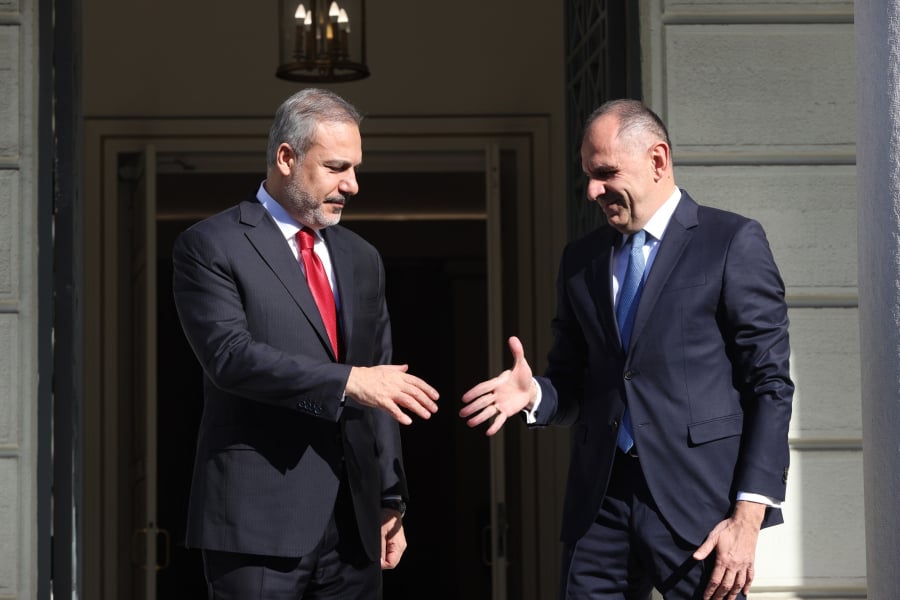 fab577fec2f22eb90e2fe3639a0ff45c_L