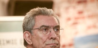 Καπερνάρος για τη δίκη για τα βίντεο της εμπορικής αμαξοστοιχίας: Η Κωνσταντοπούλου προσέβαλε όποιον ήθελε και απαιτούσε να παίρνει το λόγο όποτε ήθελε