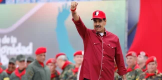 Βενεζουέλα: Ο Μαδούρο καταγγέλλει ότι οι ΗΠΑ μηχανεύονται πόλεμο και προειδοποιεί για τις συνέπειες