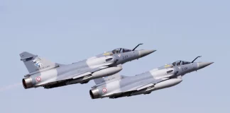 Πόλεμος στην Ουκρανία: Η Γαλλία θα παραδώσει αντιαεροπορικούς πυραύλους Aster και αεροσκάφη Mirage στο Κίεβο