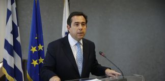 Ο Νότης Μηταράκης και το… αντάρτικο