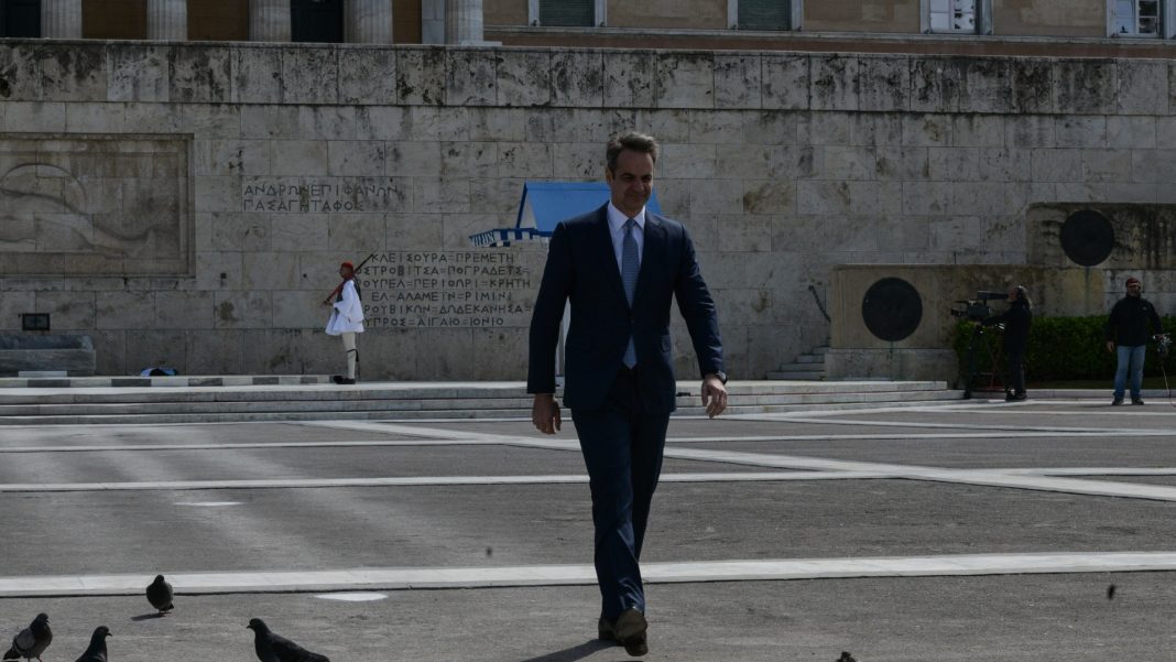 mitsotakis-agnwstos-stratiwtis