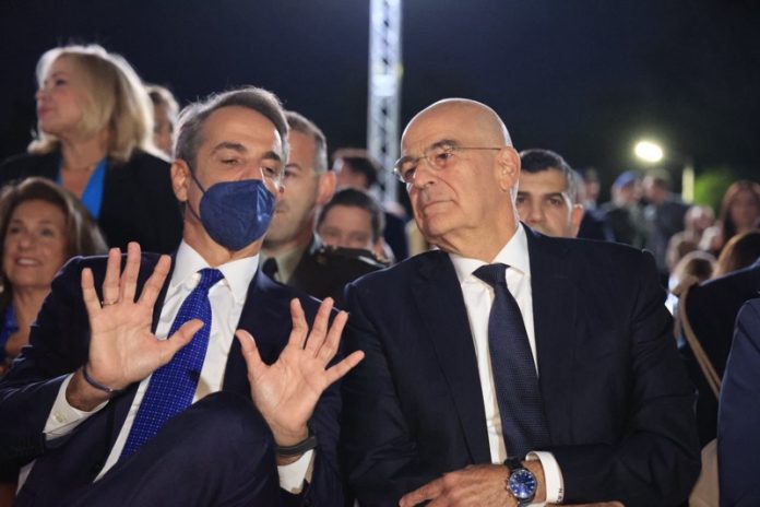 «Αντουανέτες στο Πεντάγωνο» που δεν ακούν τους στρατιωτικούς που φωνάζουν ότι διαλυόμαστε!
