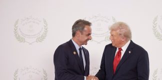 Σύνδεση μέσω… Καΐρου: Γιατί το Μαξίμου ελπίζει σε πρόσκληση Τραμπ, μετά τη σύνοδο στην Αίγυπτο και την έλευση Γκιλφόιλ