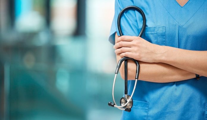 Έρχονται προσλήψεις στην Υγεία αλλά και περιορισμοί προϋπολογισμών σε εξετάσεις