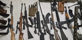 Ακμάζει η «μαύρη αγορά» με πάνω από 1 εκατ. παράνομα όπλα στην Ελλάδα