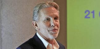 Παύλος Γερουλάνος: Δίλημμα