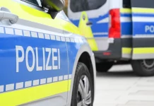 Φυλακή έως πέντε χρόνια για οκτώ έφηβους στη Γερμανία που επιτίθετο σε πρόσφυγες και ακτιβιστές