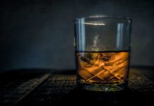 Θεσσαλονίκη: Στο νοσοκομείο 17χρονη λόγω μέθης – Συνελήφθη ο υπεύθυνος του κέντρου διασκέδασης