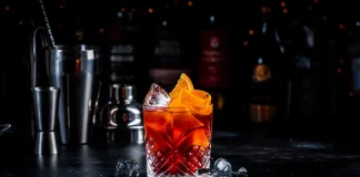 Γκάζι: Δεν ενημέρωσαν την ΕΛΑΣ για τον θάνατο 16χρονης έξω από κλαμπ -Τρεις κλήσεις στο ΕΚΑΒ για λιποθυμικά περιστατικά στο ίδιο σημείο