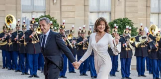 Πάρτι αποχαιρετισμού πριν τη φυλακή έκανε ο Σαρκοζί – Παρομοίασε τον εαυτό του με τον Κόμη Μόντε Κρίστο