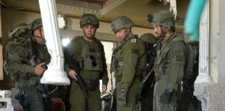 Νέα σκληρή φωτογραφία από τις IDF: Ο Σινουάρ κείτεται νεκρός μπροστά από Ισραηλινούς στρατιώτες