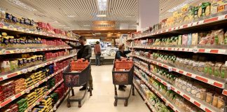 Σούπερ μάρκετ: Μείωση τιμών σε… λιβάνι και πάτους για γόβες – Τα παράδοξα του νέου μέτρου