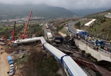 Τέμπη: Εξώδικο συγγενών κατά της εισαγγελέα Λάρισας – «Κολοβή και σκανδαλώδης εκταφή»