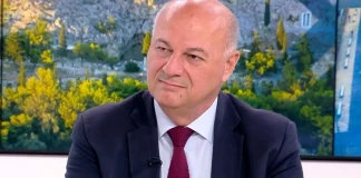 Στον εισαγγελέα στέλνει ο Τσιάρας τις καταγγελίες για παράνομα εμβόλια σε αιγοπρόβατα