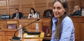 Η Τυχεροπούλου «εκτέλεσε» Αυγενάκη και «Φραπέ»