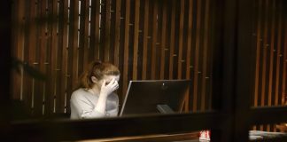 H ακρίβεια και η δουλε(ί)α συμφέρει