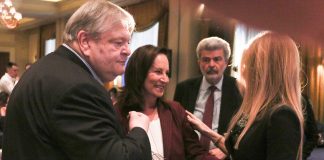 Το ΠΑΣΟΚ στο κέντρο: Οι παρεμβάσεις Βενιζέλου και ο ρόλος της Διαμαντοπούλου