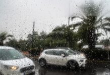 Πολλά προβλήματα στη δυτική Ελλάδα από την καταιγίδα, απεγκλωβίστηκαν κάτοικοι στο Μεσολόγγι – Πώς θα κινηθεί η…