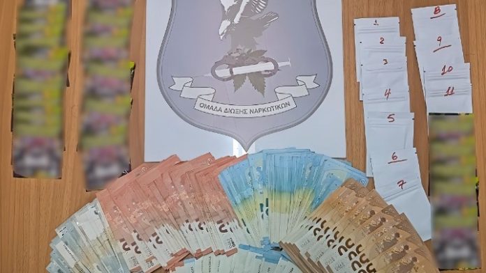 Θεσσαλονίκη: Χειροπέδες σε άνδρα για διακίνηση και κατοχή ναρκωτικών ουσιών