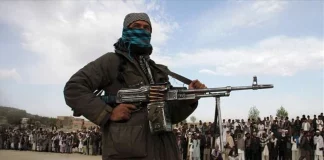 Οι Ταλιμπάν εκτέλεσαν δημόσια τον δολοφόνο ζευγαριού – Τον σκότωσε συγγενής των θυμάτων