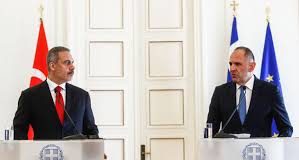 Σήμερα η συνάντηση Γεραπετρίτη με Φιντάν – Η Τουρκία απειλεί με «αντίδραση στο δεκαπλάσιο» μετά το ελληνικό βέτο στο πρόγραμμα SAFE