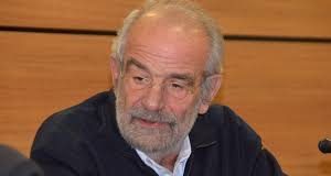 Αλαβάνος για Τσίπρα: Ασχολούμαι με σοβαρές υποθέσεις, δεν είναι Αριστερά, γονάτισε στη Γερμανία για ένα πρόγραμμα που «έφτυσε αίμα» ο κόσμος