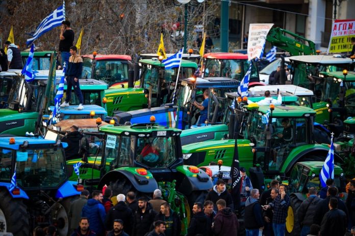 Έτοιμοι για μπλόκα οι αγρότες, έκτακτη σύσκεψη στον ΟΠΕΚΕΠΕ