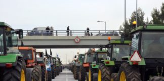 Χριστούγεννα στους δρόμους υπόσχονται οι αγρότες – Αποφασίζουν κλιμάκωση των κινητοποιήσεων