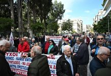 100 ευρώ το μήνα χάνουν χιλιάδες συνταξιούχοι