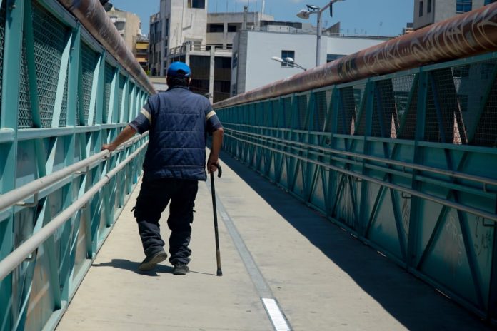 Καταιγιστικές πιέσεις στο ελληνικό συνταξιοδοτικό σύστημα καταγράφει ο ΟΟΣΑ – Ηχηρές προειδοποιήσεις