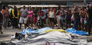 Βραζιλία: 117 νεκροί αλλά κανείς από τους 69 υπόπτους ανάμεσά τους, στην φονικότερη αστυνομική επιχείρηση