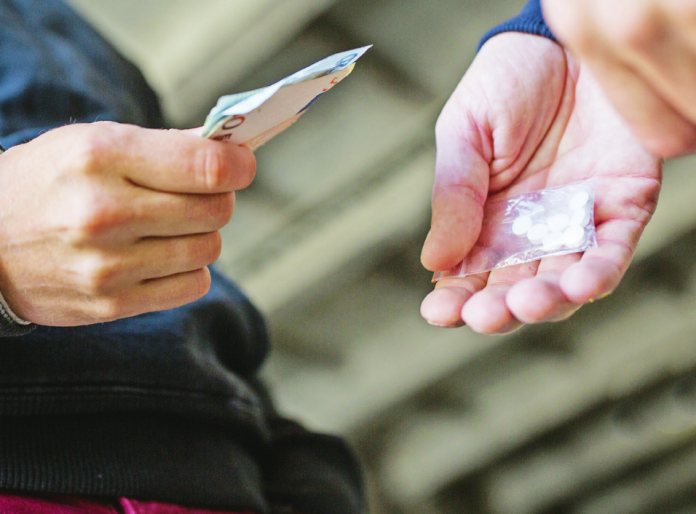 «Βαποράκια» ναρκωτικών ετών 15