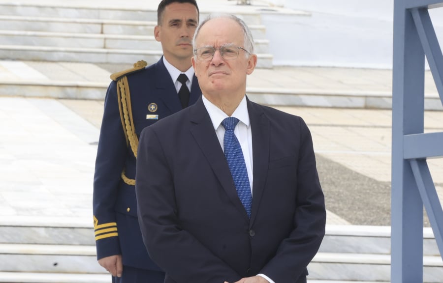 773a9ce304258760ef2c5f11904adb41_L